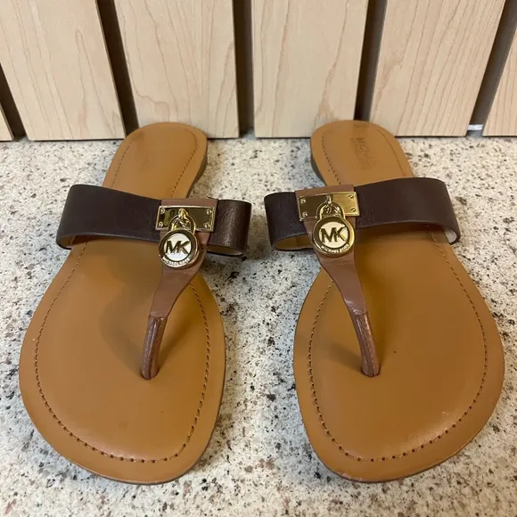 MICHAEL Michael Kors Women's Hamilton Flat Sandals Brown Gold Size 6 M NEW
