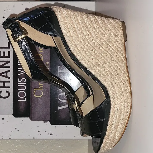 Micheal Kors Fanning T-strap espadrilles wedge, sz 7.5M, black