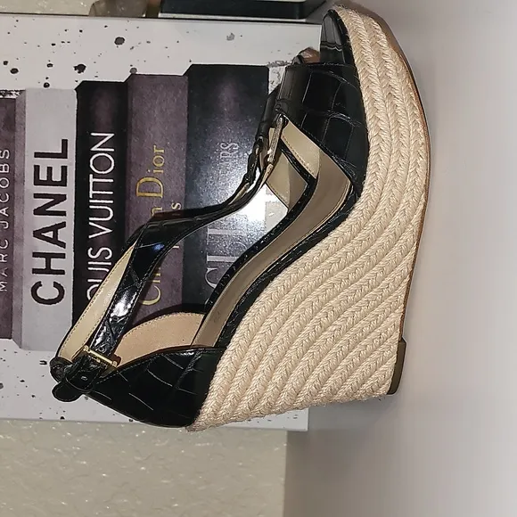 Micheal Kors Fanning T-strap espadrilles wedge, sz 7.5M, black