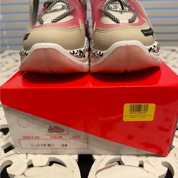 Nature Breeze Women's Chunky Dad Sneakers - Pink, White, Black Size 9 NIB