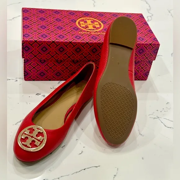New authentic TORY BURCH logo ballet flats