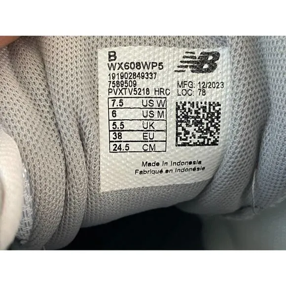 New Balance 608V5 Sneakers Womens 7.5 White Pink Comfortcore Sporty