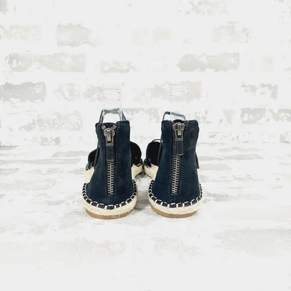 NEW Eileen Fisher Black Leather Lace Up Espadrilles B247