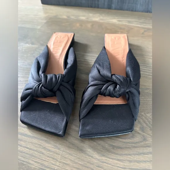 NEW GANNI Soft Knot Flat Mule Black 38 Women's Sandals Satin Slip On Square Toe