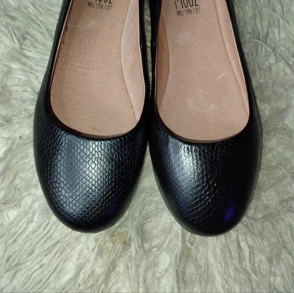 New Miz Mooz Persia Black Leather Ballet Flats Size 7