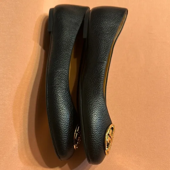 New Tory Burch Black Leather Ballet Flats. Gold Logo. Size 11.