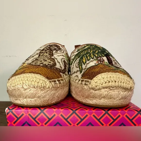 New Tory Burch T Monogram Platform Cheetah Embroidered Espadrilles Size 7