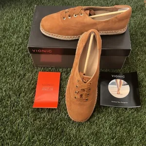 New VIONIC Sandy Tan Suede Tie Up Espadrilles