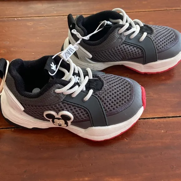 New Zara Disney Mickey Mouse Grey Sneakers size21