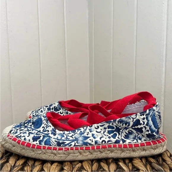 NIB Brooks Brothers Lace Up Espadrilles in French Toile Indigo Print