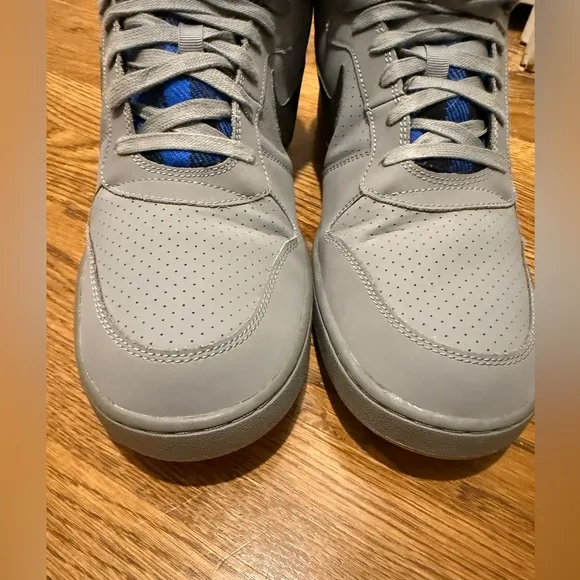 Nike Air Buroughs, Blue Plaid sz 11.5