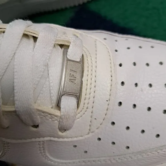 Nike Air Force 1 Size 9.5 Men’s High Top White 315121-115 Sneakers