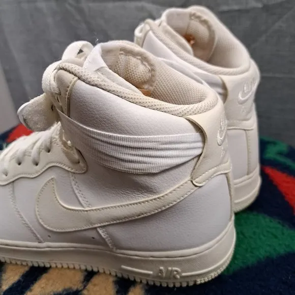 Nike Air Force 1 Size 9.5 Men’s High Top White 315121-115 Sneakers