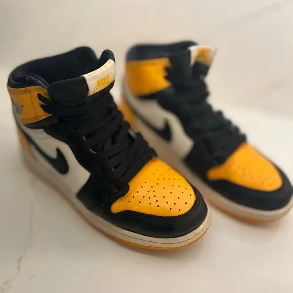 Nike Air Jordan Retro OG High-Top Sneakers