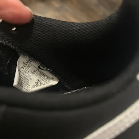 Nike Black and White boys Sneakers Low-Top Air Force 1 size 3Y