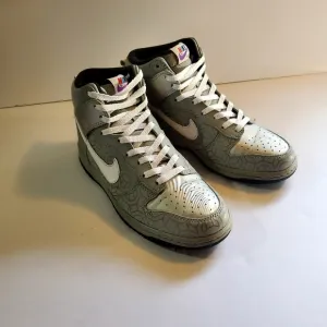 Nike Dunk Highs Women’s 7