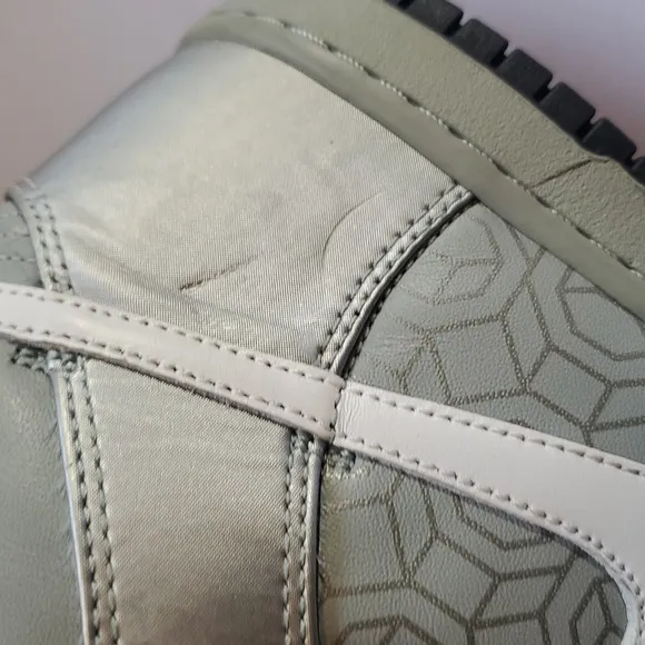 Nike Dunk Highs Women’s 7