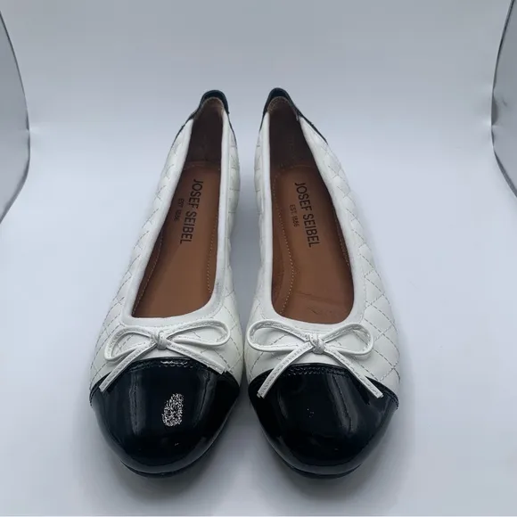NWOB Josef Seibel Pippa White Black Quilted Ballet Flats size 37 US 6-6.5 1083
