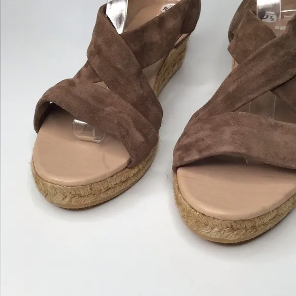 NWOT Viscata Capellans Criss Cross Suede Espadrille Wedge Sandal in Mocha.