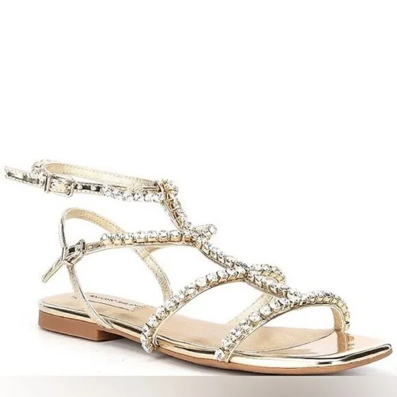 NWT Antonio Melani Dayla Metallic Leather Jeweled T-Strap Flat Sandals Silver