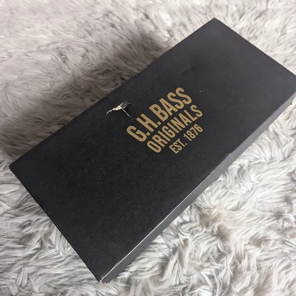 NWT G.H. Bass Mary Jane Weejuns Loafers in Whiskey Brown