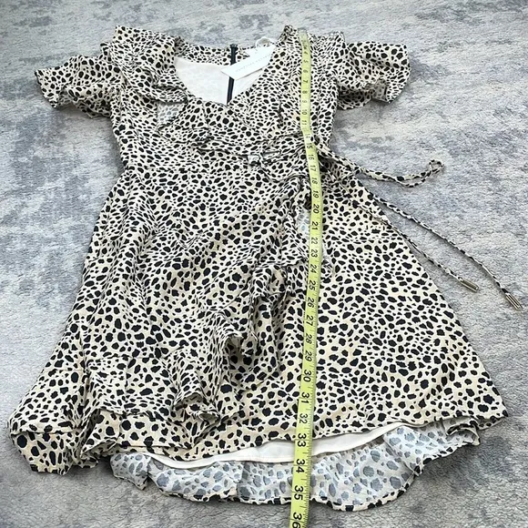 NWT Rebecca Vallance Anya Ruffle Wrap Mini Dress Animal Leopard Sz 0