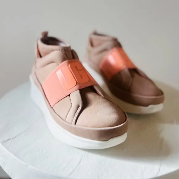 NWT ROSE GOLD UGG NEUTRA SNEAKERS STREET-STYLE