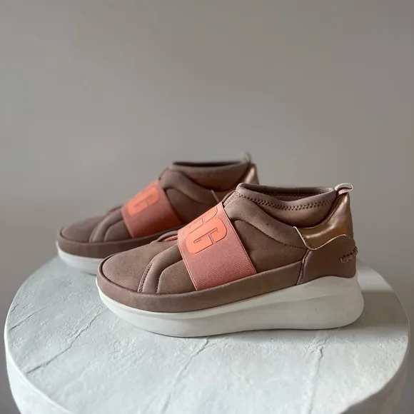 NWT ROSE GOLD UGG NEUTRA SNEAKERS STREET-STYLE