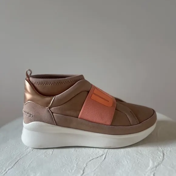 NWT ROSE GOLD UGG NEUTRA SNEAKERS STREET-STYLE