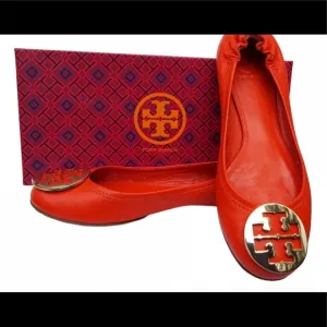 NWT *TORY BURCH* Reva Ballet Flats w/Gold Metal Logo … *TIGER LILY* … Size: 8.5