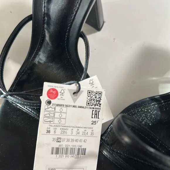 NWT. Zara Black Strappy Heeled Sandals. Size 6.