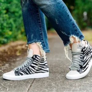 P448 Star Zebra High Top Zip Sneakers 37