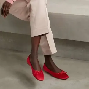 Porte &amp; Paire red bow embellished satin ballet flats