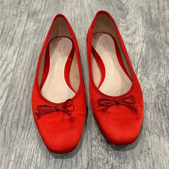 Porte &amp; Paire red bow embellished satin ballet flats