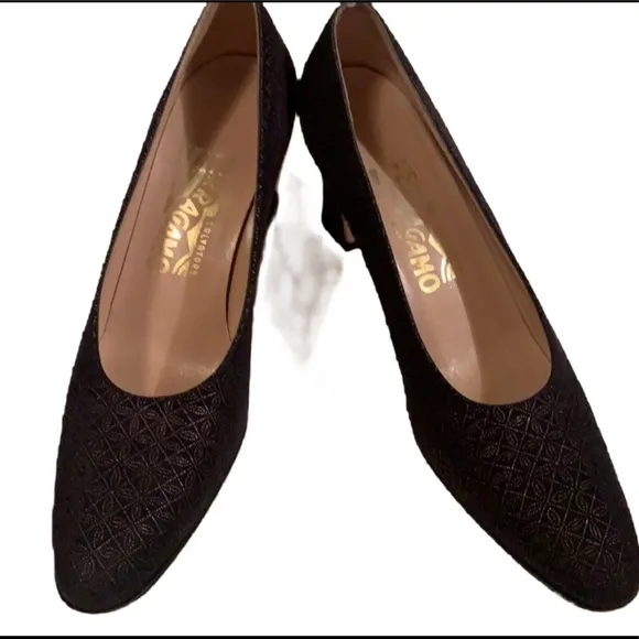 SALVATORE 6.5 AA FERRAGAMO BLACK BROCADE PUMPS