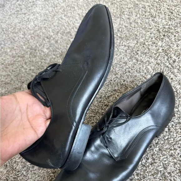 Salvatore Ferragamo leather black dress shoes loafers