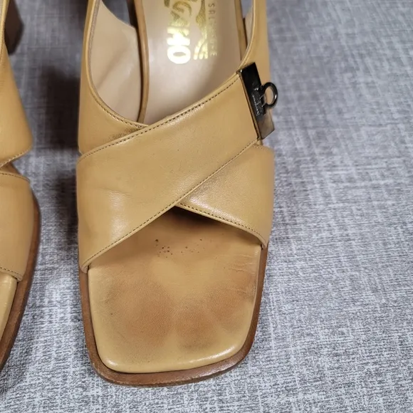 Salvatore Ferragamo Strappy Slingback Nappa Calf Leather Heels Sandals Size 9B