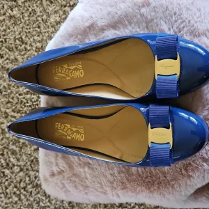 Salvatore Ferragamo Varona Patent Leather Ballet Flats Cobalt Blue Sz 10 B NWT