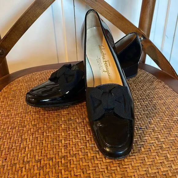 Salvatore Ferragamo black patent leather bow front flat loafers 7