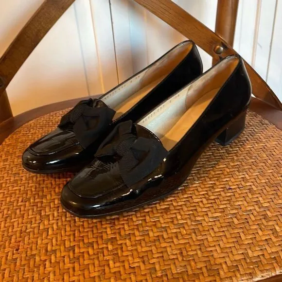 Salvatore Ferragamo black patent leather bow front flat loafers 7