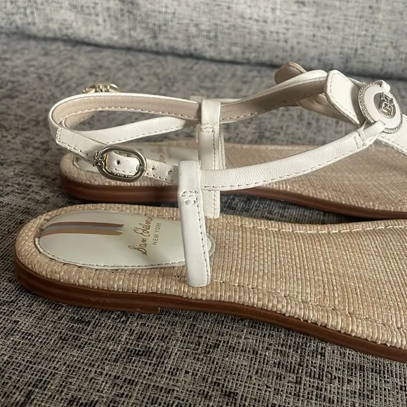 Sam Edleman Women's Gigi Retro T-Strap Flat Sandals Size 9