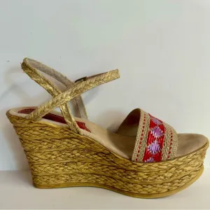 Sbicca Vintage Collection platform espadrilles summer sandal.Size 10