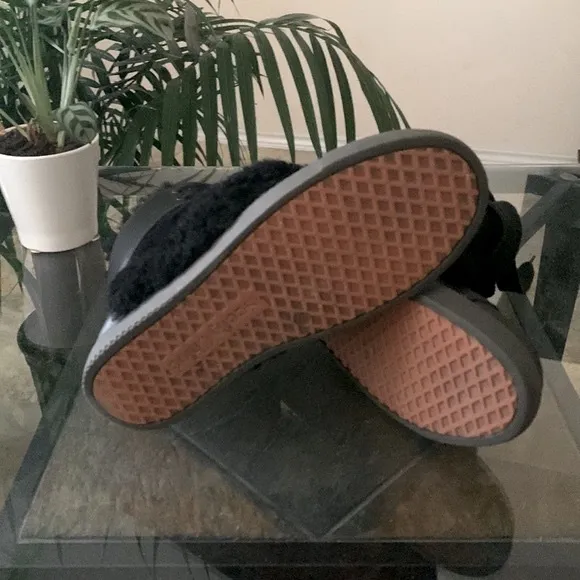 SEE by CHLOE SB23158 High Top Trainers