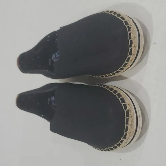 Skechers BOBS breeze memory foam platform espadrilles black size 8.5