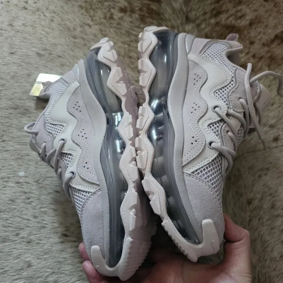 SKECHERS Street Uno Chaos Women's Chunky Sneakers in Lavender Size 8 NEW