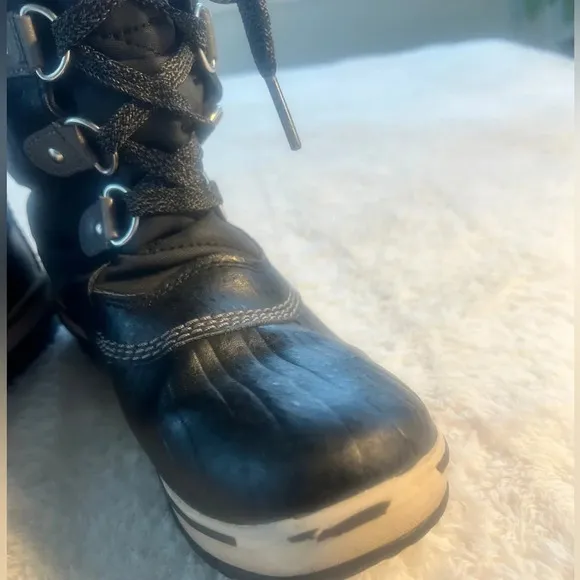Sorel Girls Youth Sz 5 Black TOFINO Waterproof Snow Boots w/ Faux Fur Snow boots