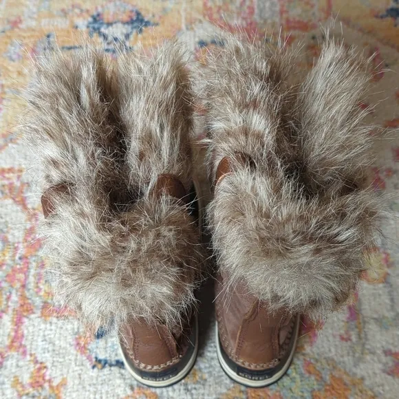 Sorel Joan Of Arctic Waterproof Suede Leather Faux Fur Trim Rubber Snow Boots 8