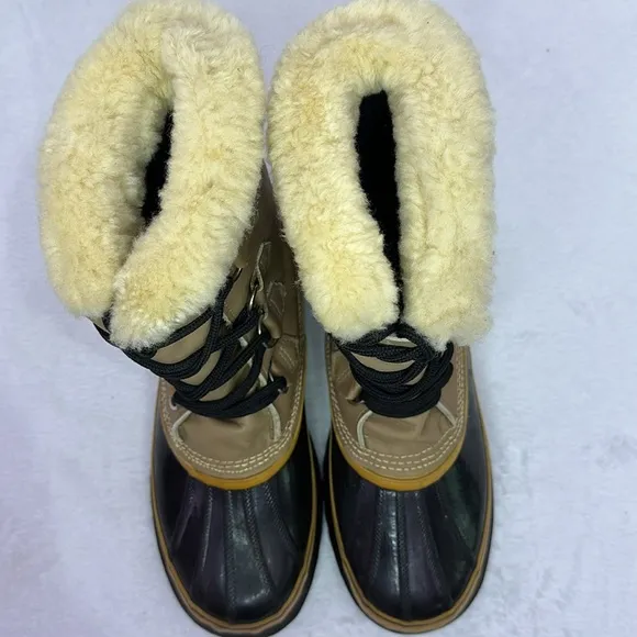 SOREL Men’s Caribou Fleece-trimmed Nubuck and Rubber Snow Boots 11