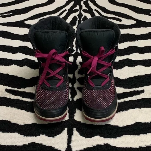 SOREL Tivoli II Black &amp; Pink Winter Snow Boots Size 9