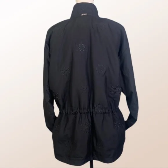 ST. JOHN black quilted embroidered jacket with rhinestone buttons Medium EUC